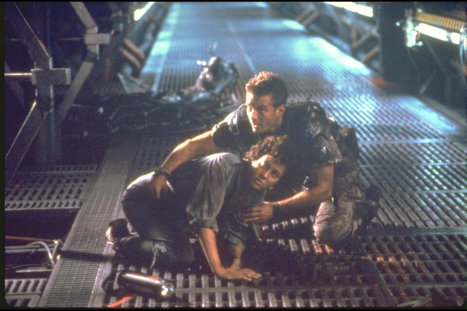 Aliens 18 cameron