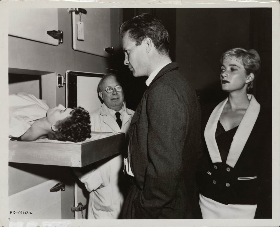Kiss me deadly 13 aldrich