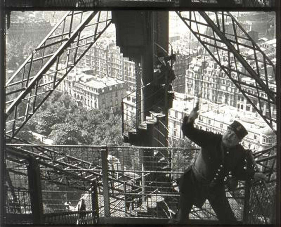 Mystere de la tour eiffel le 1 duvivier