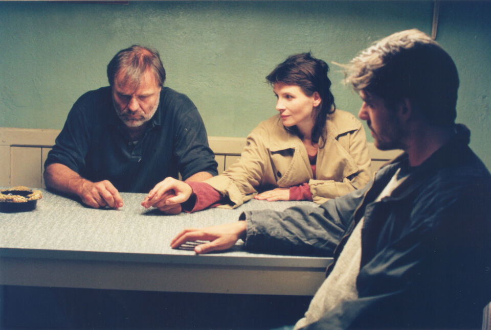 Code inconnu recit incomplet de divers voyages 1 Haneke