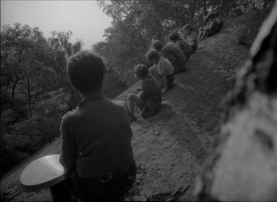 Deja s envole la fleur maigre 13