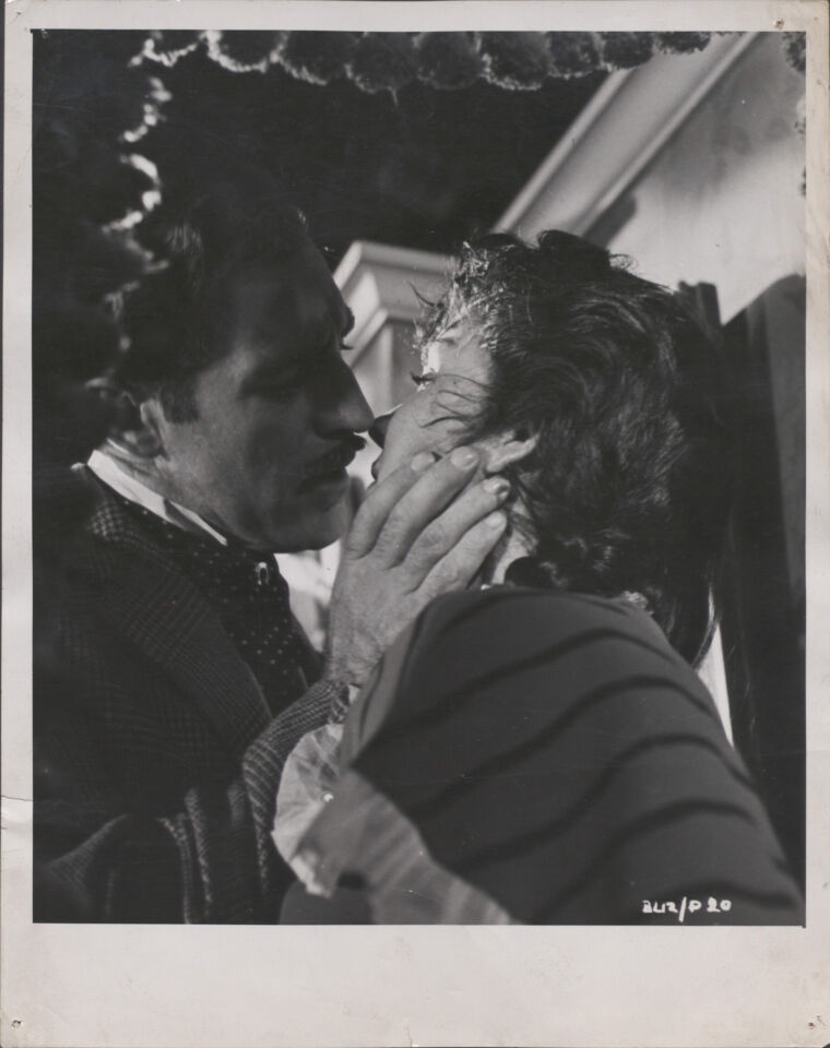 Gone to earth 15 powell pressburger