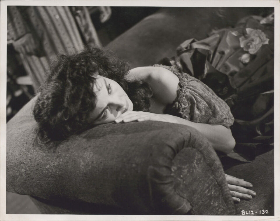 Gone to earth 24 powell pressburger