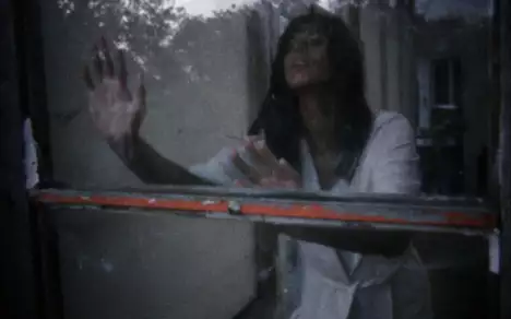 Fille vitrine 7