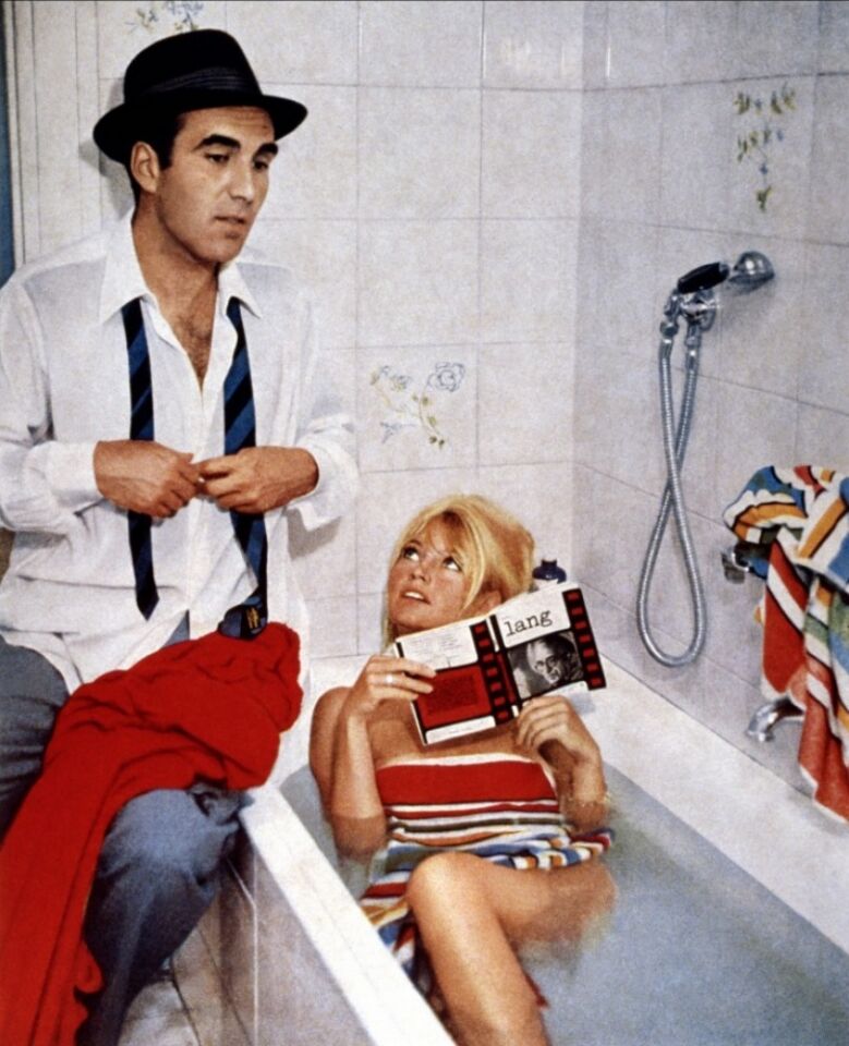 Mepris le 11 Godard