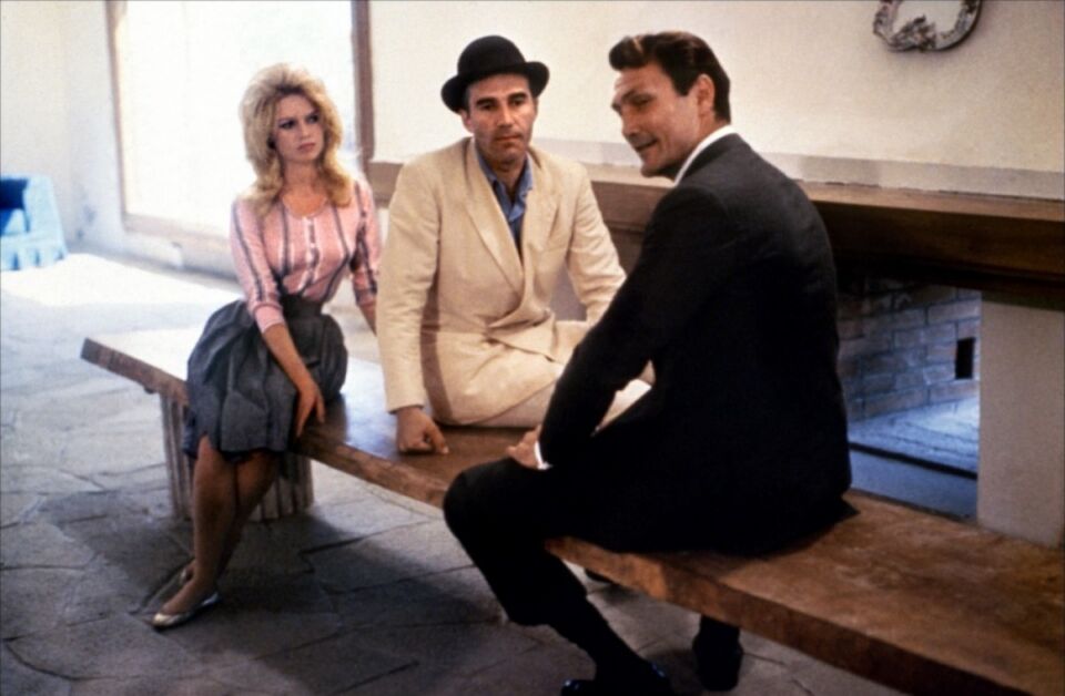 Mepris le 9 Godard