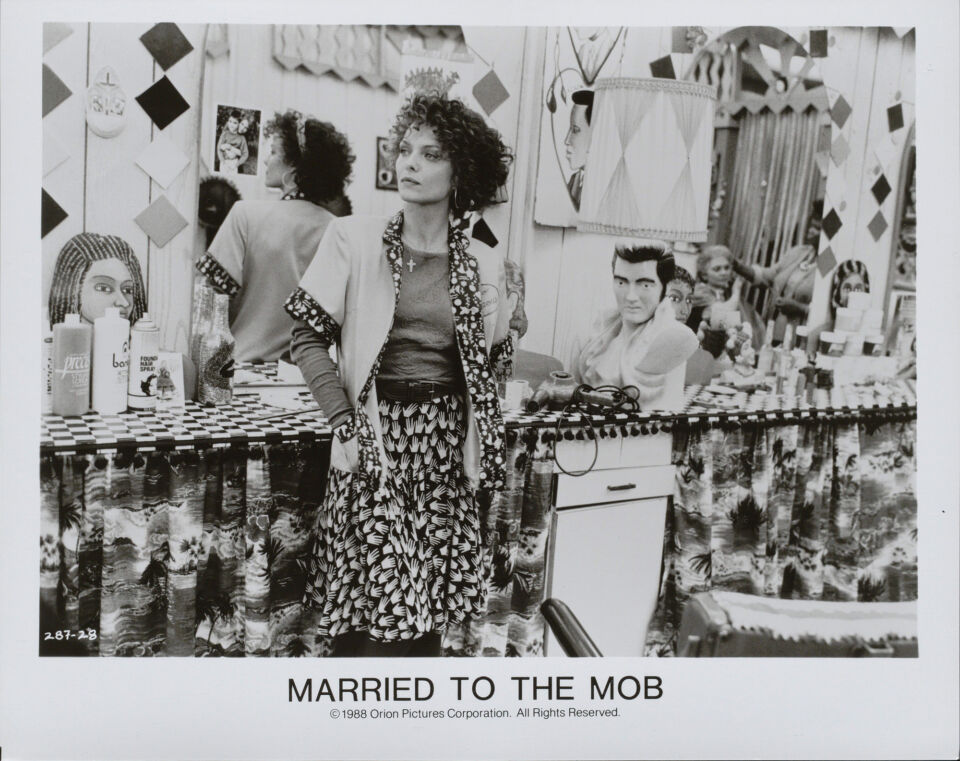 Married to the mob 54 demme