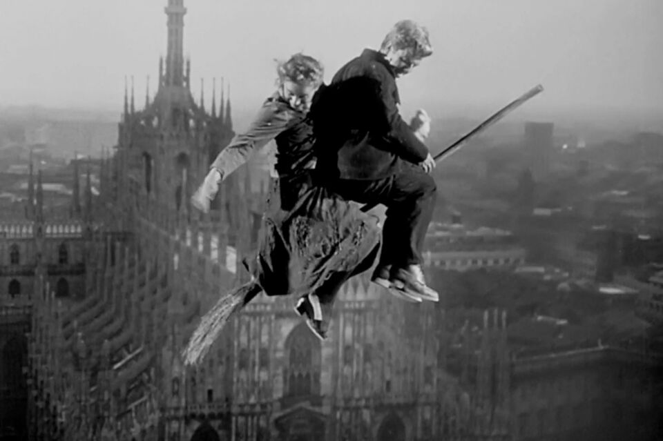 Miracolo A Milano 1