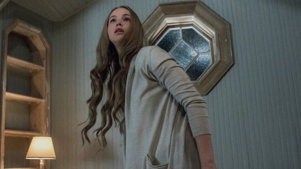 Mother darren aronofsky 02