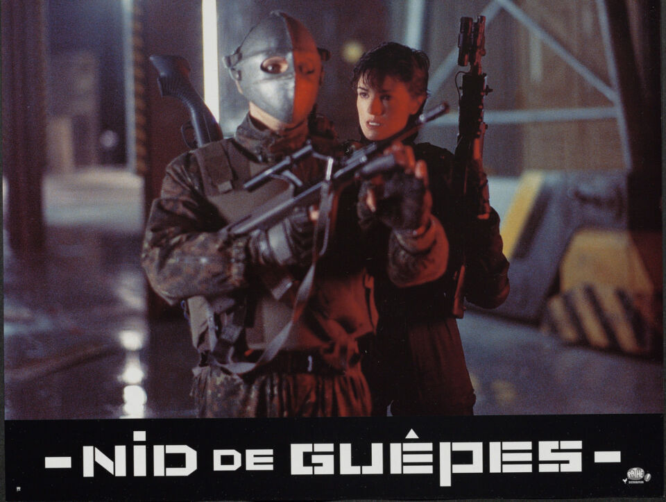 Nid de guepes 12 siri