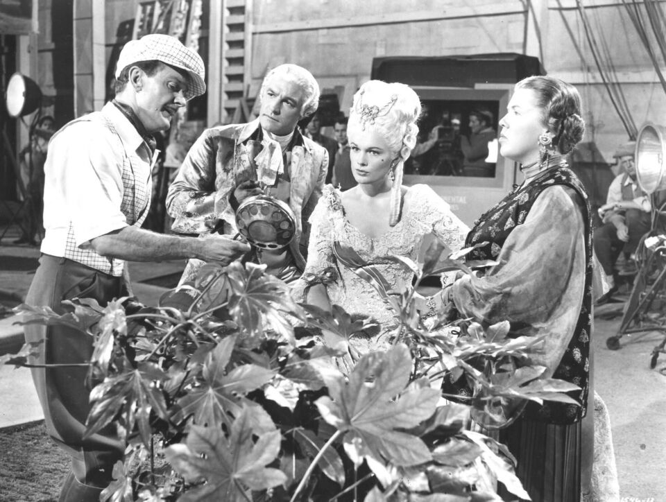 Singin in the rain 10 donen kelly