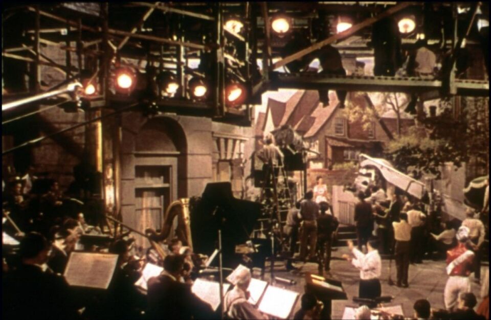 Singin in the rain 35 donen kelly